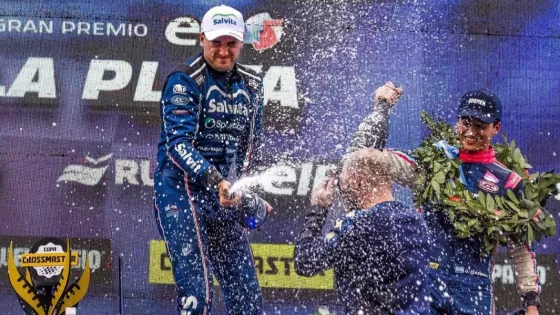 Imagen principal de FURIA SALTEÑA EN EL MOURA: OLMEDO LE GANÓ EL DUELO A CANAPINO Y COLTRINARI BLINDÓ LA PUNTA DEL CAMPEONATO