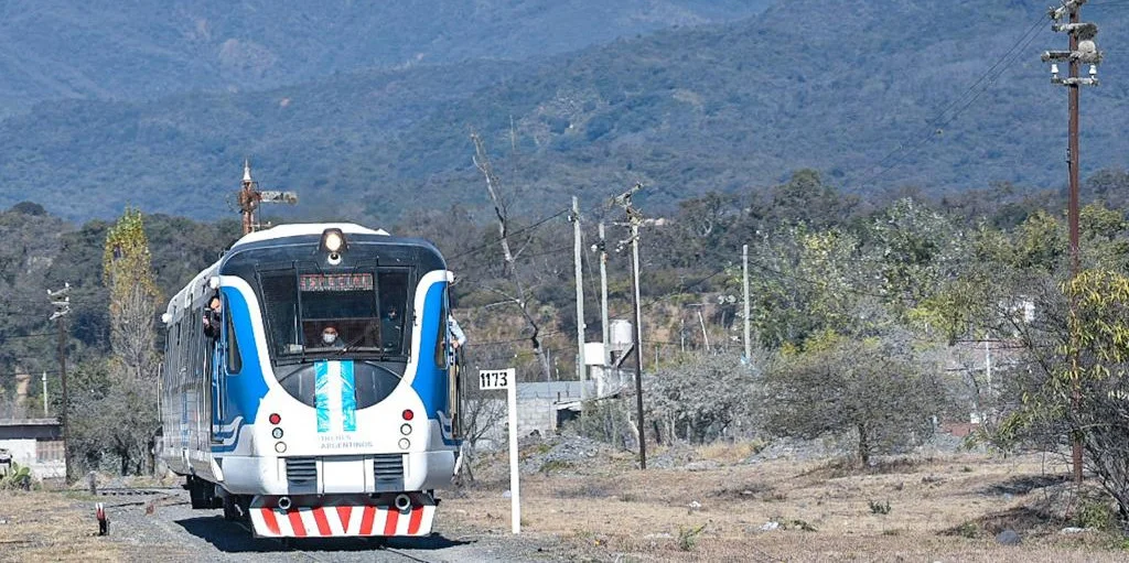 Imagen principal de MALESTAR Y DESCONTENTO EN EL VALLE DE LERMA: SOFSE SUSPENDIÓ EL TREN CAMPO QUIJANO-SALTA POR 15 DÍAS