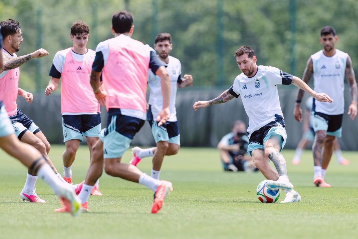 Imagen principal de ¡ES HOY!: LA SELECCIÓN ARGENTINA SE PREPARA PARA DEBUTAR HOY EN EL MUNDIAL 2026 ANTE ARGELIA