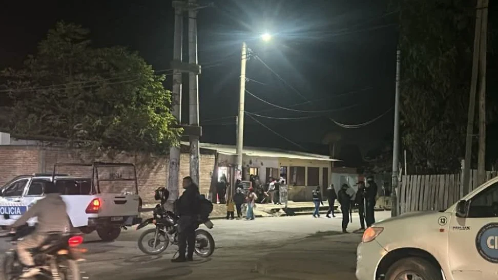 Imagen principal de Recibió dos disparos en la cabeza en plena calle