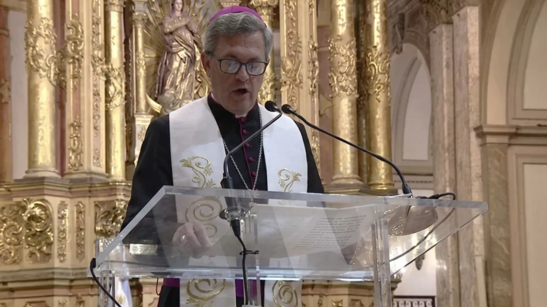 Imagen principal de TEDEUM POR EL 9 DE JULIO: FUERTE MENSAJE DE LA IGLESIA CONTRA LA CORRUPCIÓN, LA CRUELDAD Y EL "INTERNISMO POLÍTICO"