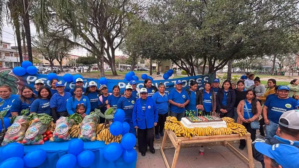Imagen de PRODUCTORES NORTEÑOS REGALARON MAS DE 2000 BOLSONES DE VERDURA
